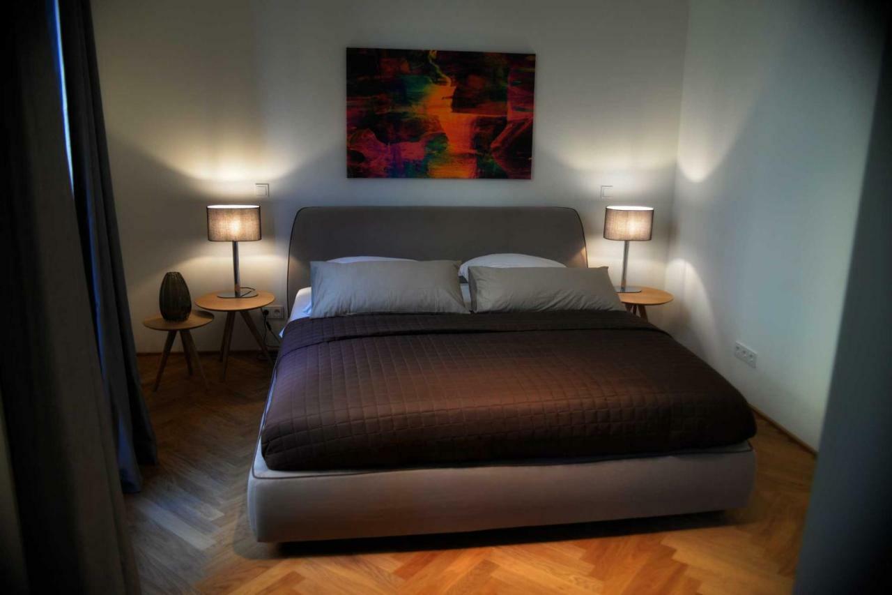 Apartment Bonusfeature Berlin